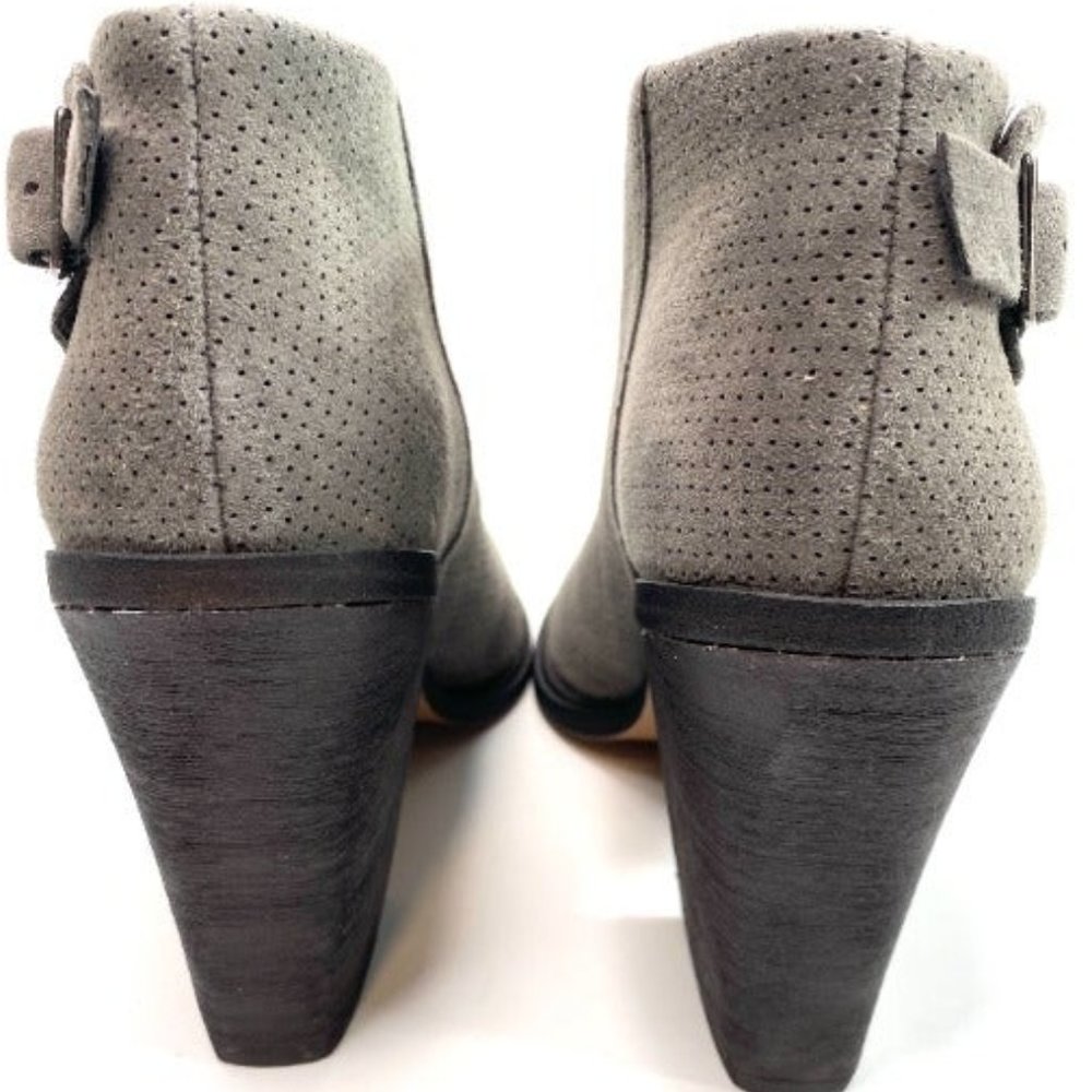 VINCE CAMUTO Kalei Suede Booties 6.5 New - Picture 9 of 10